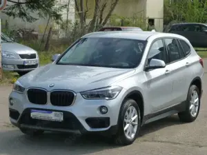 BMW X1 sDrive 20 i-KLIMA-KAMERA-ALU-NAVI-AHK-2.HAND