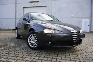 Alfa Romeo 147 1.9 JTD SHZ Radio Klima Tempomat
