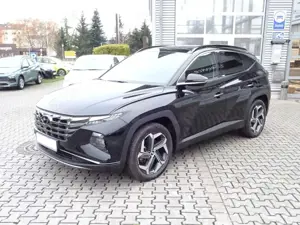 Hyundai TUCSON Plug-In Hybrid 1.6 T-GDi 4WD Trend Pano AHK Kamera