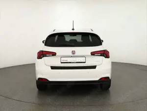 Fiat Tipo Kombi 1.4 T-Jet S-Design LED Navi Kamera Bild 4