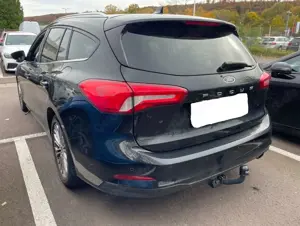 Ford Focus Focus Turnier 1.0 EcoBoost Aut. TITANIUM