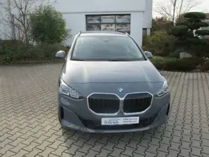 BMW 218 d Active Tourer Komfortzugang Rückfahrkamera Bild 2