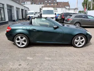 Mercedes-Benz SLK 350 Roadster / PDC/ Bi-Xenon Bild 4