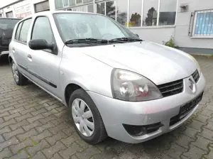 Renault Clio 1.2 *TÜV NEU* ALLWETTER KLIMA 1-HAND ZV Campus Bild 2