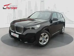 BMW iX1 30 xDrive M Sport AHK ACC HUD Lenkradh.