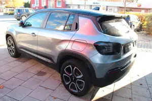 Jeep Avenger Summit Electric Bild 4