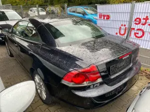 Volvo C70 2.0 D Momentum u-frei Tuv neu Leder SHZ PDC Bild 3