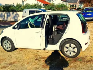 Volkswagen e-up! Wie Neu! ADAC-Geprüft: Batterie 97%! Bild 5