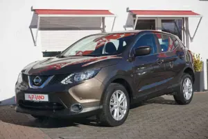 Nissan Qashqai 1.2 DIG-T Acenta DCT Navi DAB Kamera PDC