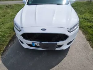 Ford Mondeo Turnier 2.0 TDCi  ST Line, Scheckheft, Top Zustand Bild 3