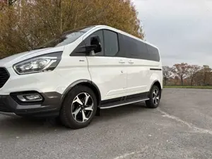 Ford Tourneo Custom 320 L1H1 VA MH Active