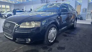 Audi A3 Sportback 2.0 TDI Attr*AUT*KLIMA*NAVI*SHZ*AHK