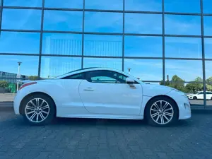 Peugeot RCZ Sport Leder Navi PDC Bild 4