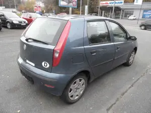 Fiat Punto 1.2 8V Dynamic KLIMA Bild 5