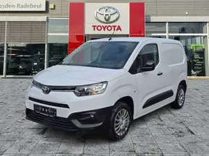 Toyota Proace City 1.5 D-4D L1 Meister PDC+SpurW Bild 2