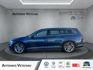 Volkswagen Passat Variant 1.5 TSI DSG R-Line Sportpaket Navi