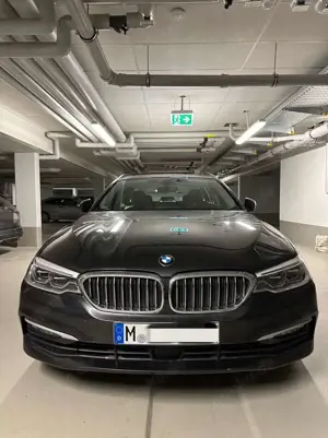BMW 520 520 d xDrive HUD CarPlay Pano Bild 2