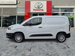Toyota Proace City 1.5 D-4D L1 Meister PDC+SpurW Bild 3