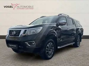 Nissan Navara 4x4 2.3 dCi Tekna Double Cab 4x4+Hardtop