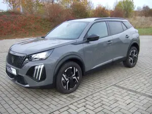 Peugeot 2008 Allure nur 6950 km Allwetter Klima PDC Tempomat