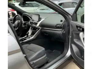 Mitsubishi Eclipse Cross Mitsubishi Plug-in Hybrid Plus MJ21.7 m. Select-Pa Bild 5