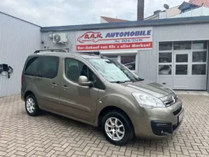 Citroen Berlingo Kombi Shine 2.Hand+95TKM+AHK+Kamera+Nav