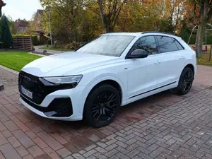 Audi Q8 quattro S-Line/Luft/Standhzg/Allradlkg/Nacht/Pano