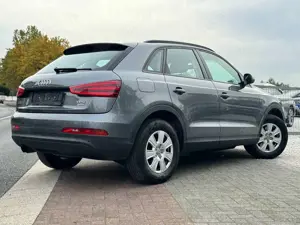 Audi Q3 2.0 TFSI quattro AHK Xenon 1.Hand Unfallfrei TOP Bild 2