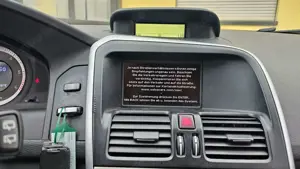 Volvo XC60 Momentum AWD AHK ACC Navi Klima Shzg Bild 4