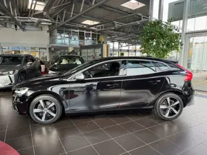 Volvo V40 T3 Geartronic R Design LED ALU Bild 4