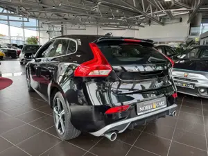 Volvo V40 T3 Geartronic R Design LED ALU Bild 5