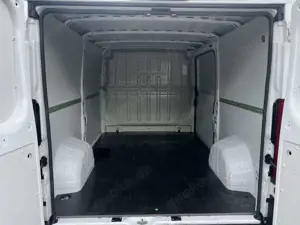 Opel Movano 2.2 D L2H1 2WD VA Edition Bild 5