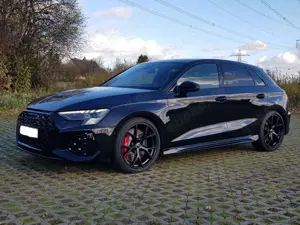 Audi RS3 TFSI Sportback quattro S tronic