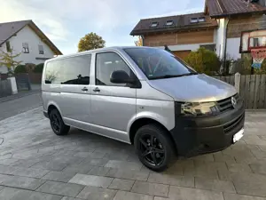Volkswagen T5 Transporter Bild 2