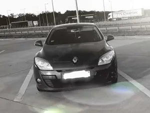 Renault Megane Megane Fließheck 1.6 16V 100 Expression