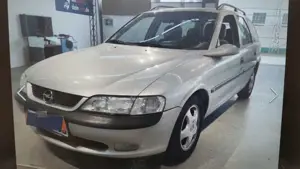Opel Vectra 1.6 Caravan Bel Air, Kombi