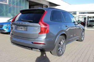 Volvo XC90 B5 D AWD Geartronic RDesign Bild 4