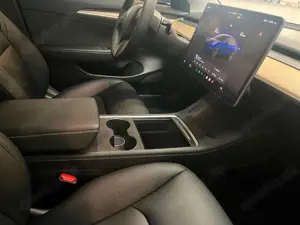 Tesla Model 3 +ohne Nachlackierung+ kaufe auch Tesla an Bild 3