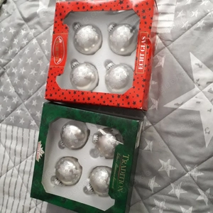Weihnachtskugeln silber mit Ornament 8 Stück  