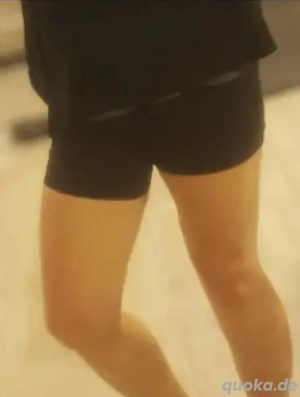 Sie 39 attraktiv bietet Hanjob Bild 4