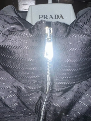 Prada Re-Nylon Kurze Doudoule Schwarz Bild 9