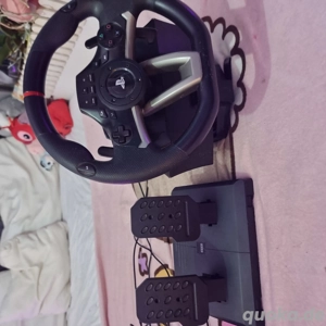 Playstation Lenkrad und Ferrari Lenkrad 