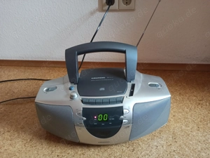 Grundig Kassettenrecorder CD Spieler Radio Kasette Bass tragbar