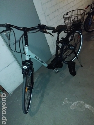 28 zoll elektrofahrad 7 gang Raddynamo mit liechter und korb vhb:450 