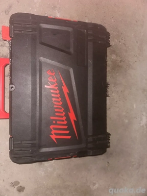Milwaukee Akkubohrer 