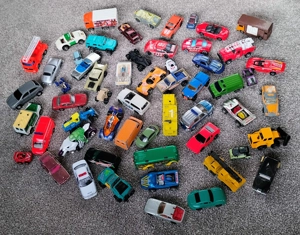 Spielzeug-Autos gemischt Matchbox Hot-wheels etc
