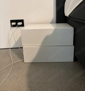 Nachttisch weiß 