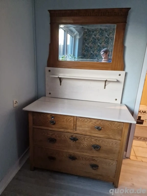 Antike Spiegel Kommode