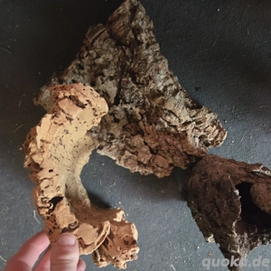 Korkstücke Korkröhre