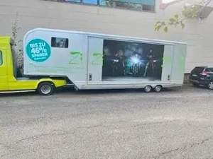 Mercedes-Benz Event Truck- Auflieger Bild 2